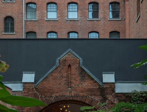 Abandoned women's prison and courthouse in Berlin was converted into hotel